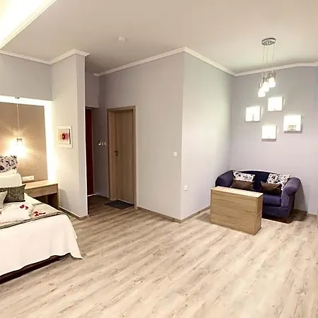 Mallas Hotel 3*