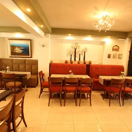 Mallas 酒店 Nea Kallikrateia